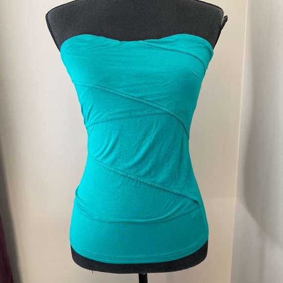 Strapless Top - Picture 2 of 3